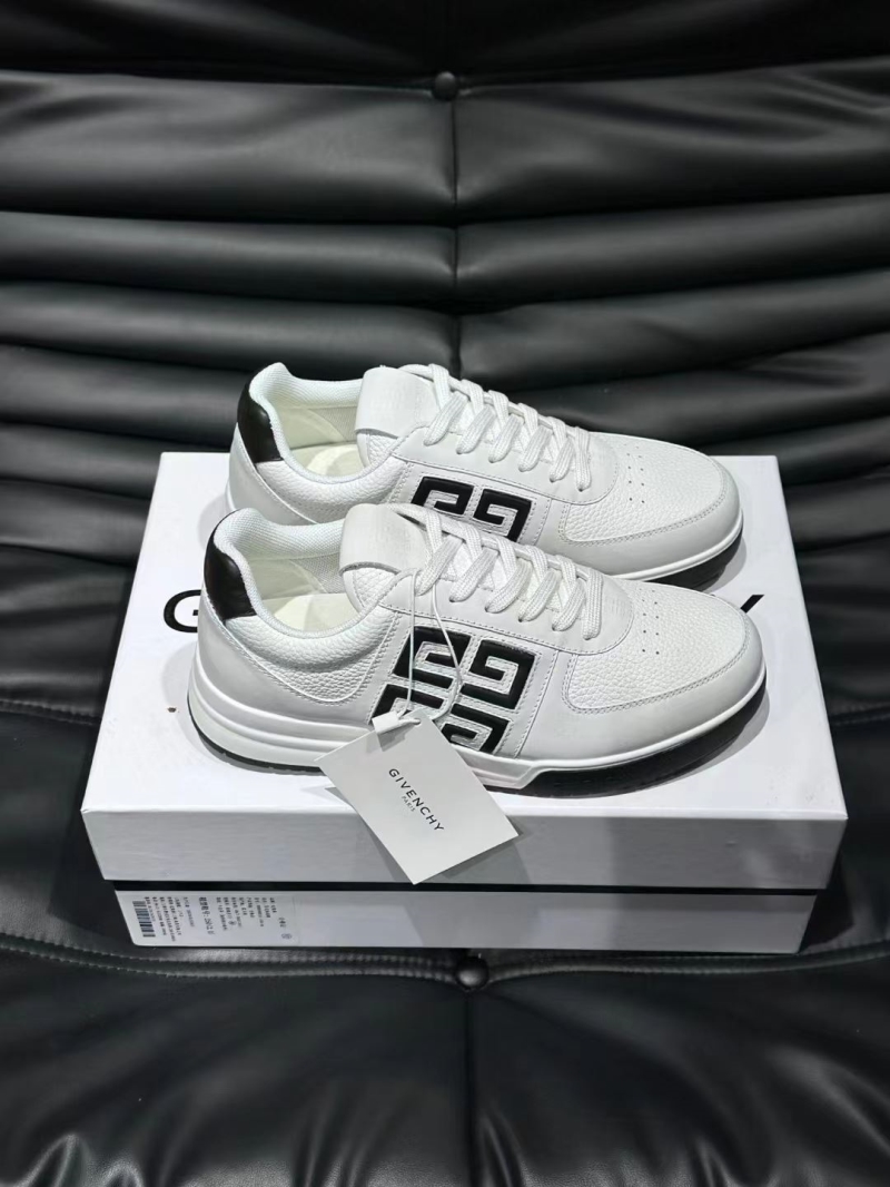 Givenchy Sneakers